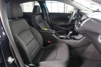 2022 Chevrolet Malibu LS