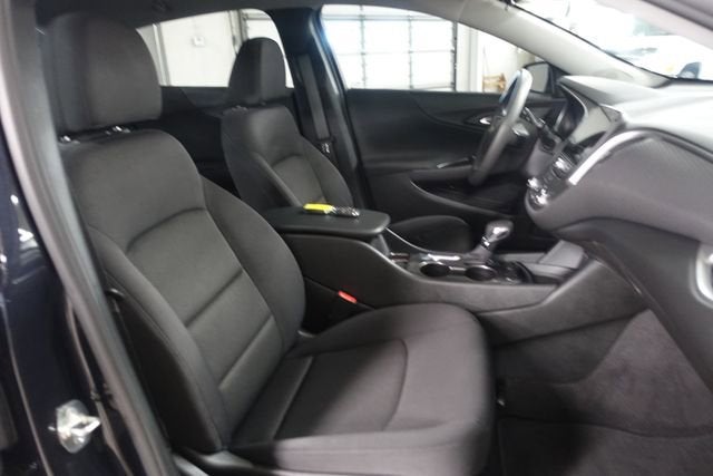 2022 Chevrolet Malibu LS