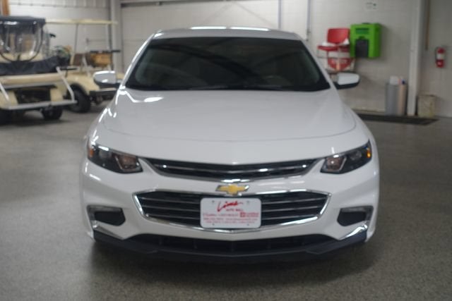 Used 2018 Chevrolet Malibu 1LT with VIN 1G1ZD5ST8JF264820 for sale in Lima, OH
