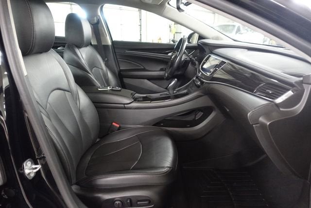 2017 Buick LaCrosse Essence