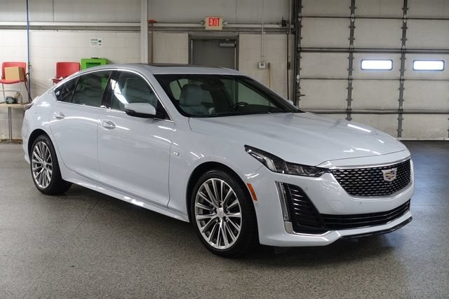 2022 Cadillac CT5 Premium Luxury