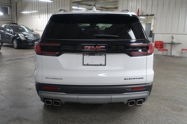 2025 GMC Acadia Elevation