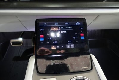 2027 Cadillac VISTIQ Sport