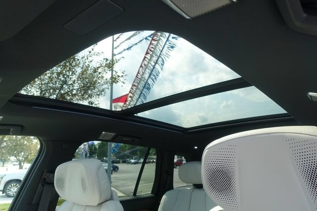 2027 Cadillac VISTIQ Sport