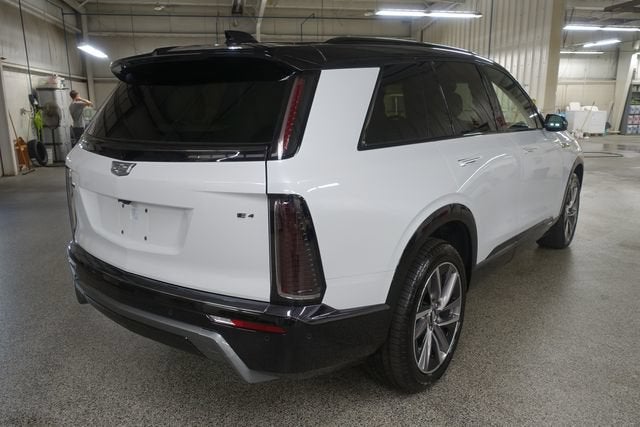 2027 Cadillac VISTIQ Sport