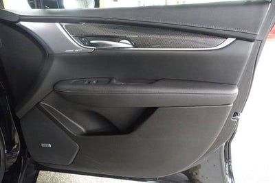 2022 Cadillac XT5 Sport