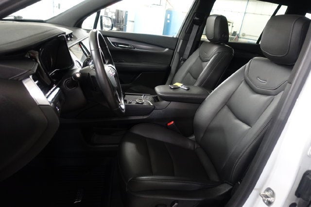 2024 Cadillac XT6 Luxury