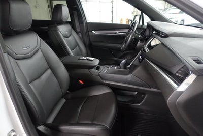 2024 Cadillac XT6 Luxury