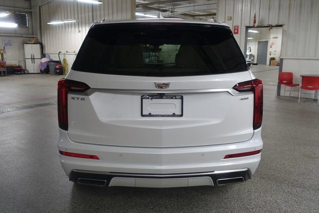 2023 Cadillac XT6 Premium Luxury