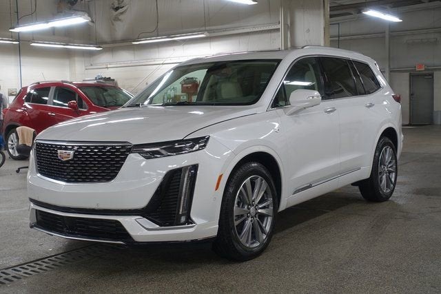 2025 Cadillac XT6 Premium Luxury