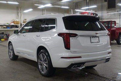 2025 Cadillac XT6 Premium Luxury