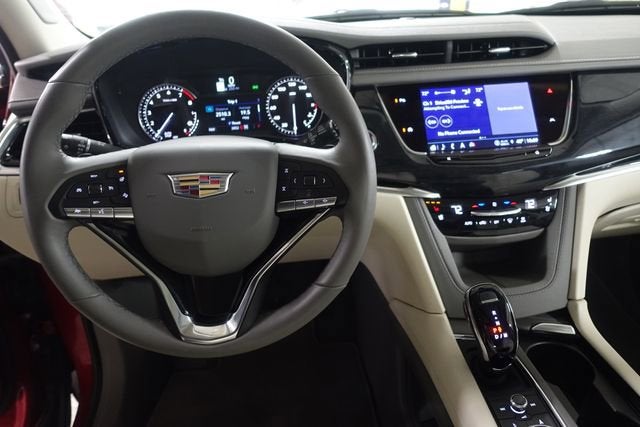 2025 Cadillac XT6 Premium Luxury