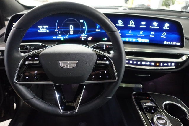 2025 Cadillac LYRIQ Luxury 1