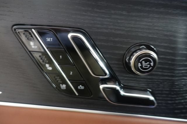 2027 Cadillac LYRIQ Signature Luxury