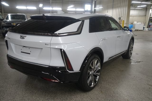 2027 Cadillac LYRIQ Signature Luxury