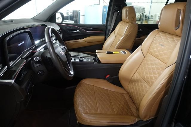 2023 Cadillac Escalade ESV Sport