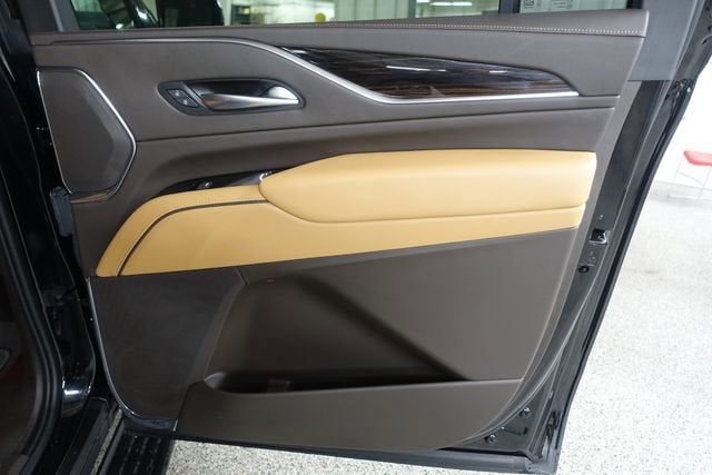 2023 Cadillac Escalade ESV Sport