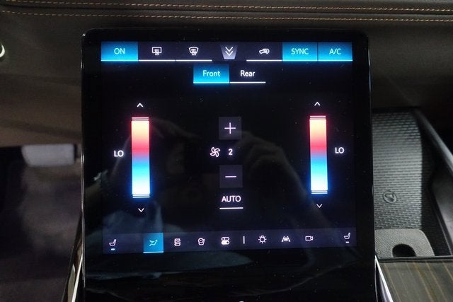 2025 Cadillac Escalade Premium Luxury