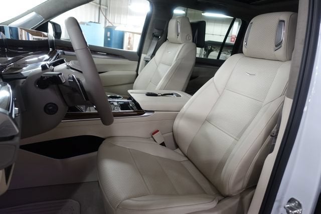 2026 Cadillac Escalade ESV Platinum Luxury