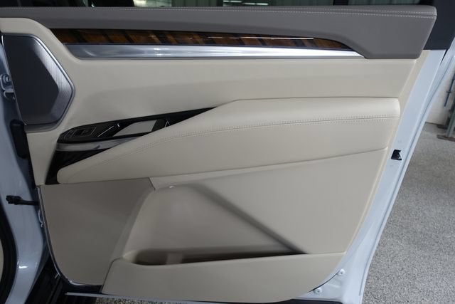 2026 Cadillac Escalade ESV Platinum Luxury