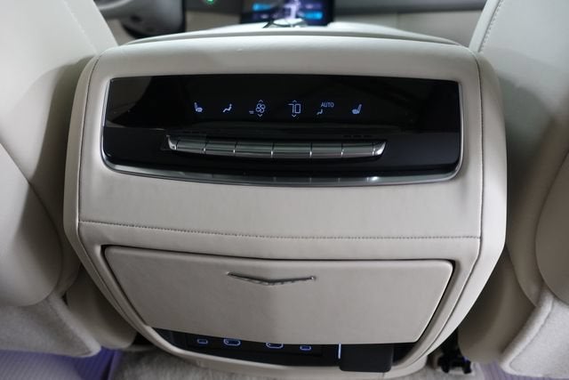 2026 Cadillac Escalade ESV Platinum Luxury