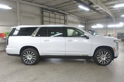 2026 Cadillac Escalade ESV Platinum Luxury