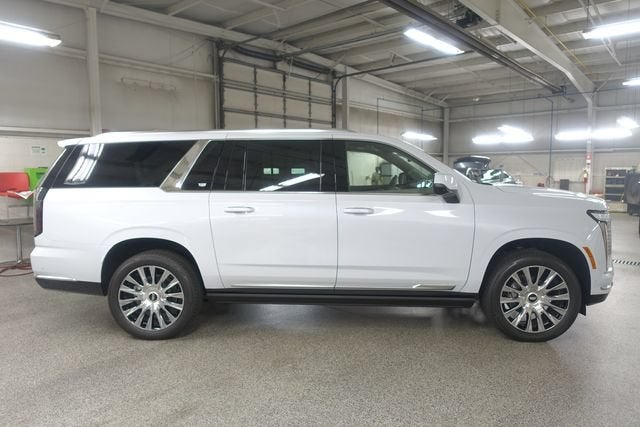 2026 Cadillac Escalade ESV Platinum Luxury