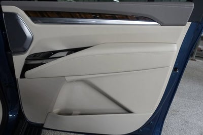 2026 Cadillac Escalade ESV Platinum Luxury