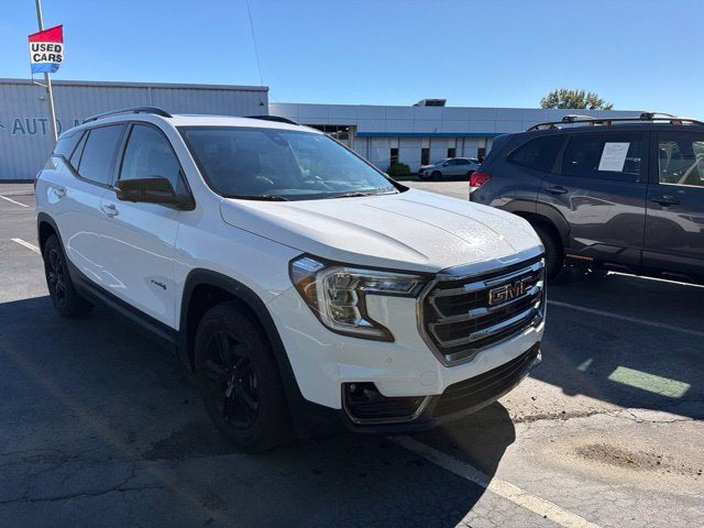 2024 GMC Terrain AT4