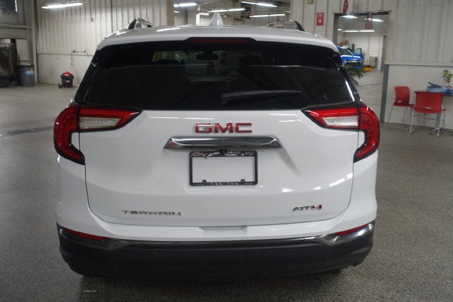 2024 GMC Terrain AT4