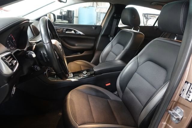 2019 INFINITI QX30 LUXE