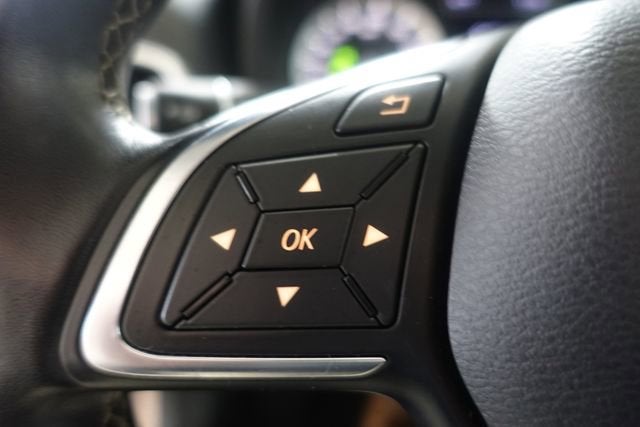 2019 INFINITI QX30 LUXE