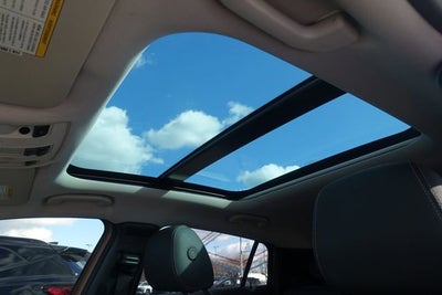 2019 INFINITI QX30 LUXE