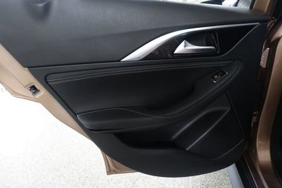 2019 INFINITI QX30 LUXE