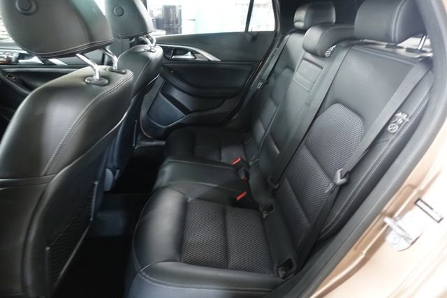 2019 INFINITI QX30 LUXE