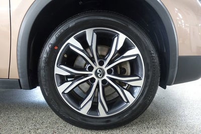 2019 INFINITI QX30 LUXE