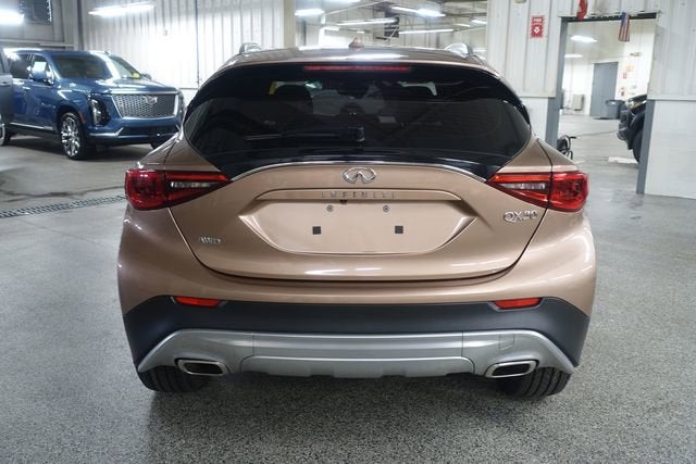 2019 INFINITI QX30 LUXE